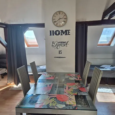Apartment Revant West 3 *